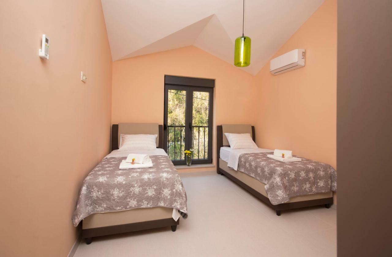 Bajova Kula Luxury Residences 科托尔 外观 照片
