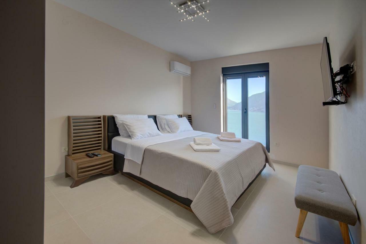 Bajova Kula Luxury Residences 科托尔 外观 照片