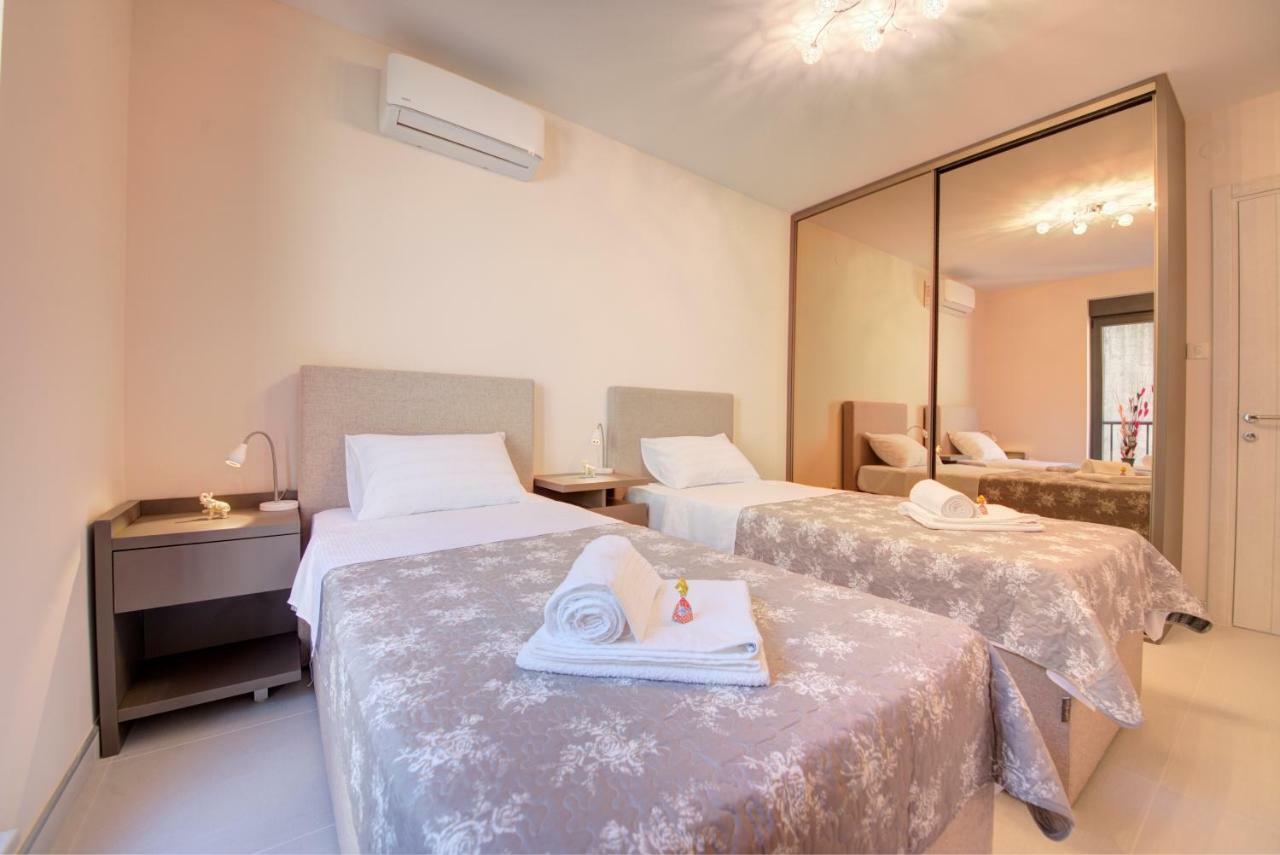 Bajova Kula Luxury Residences 科托尔 外观 照片