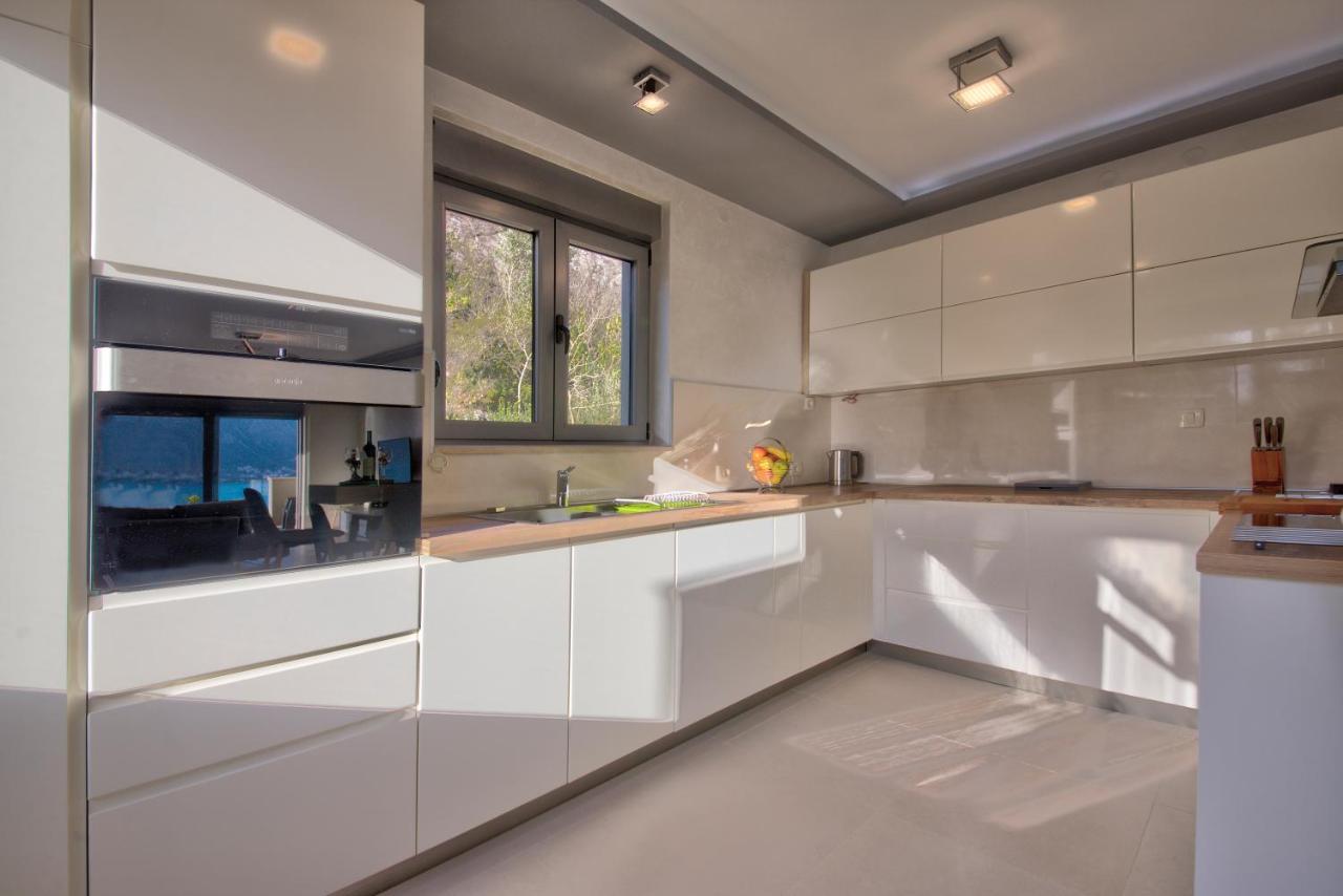 Bajova Kula Luxury Residences 科托尔 外观 照片