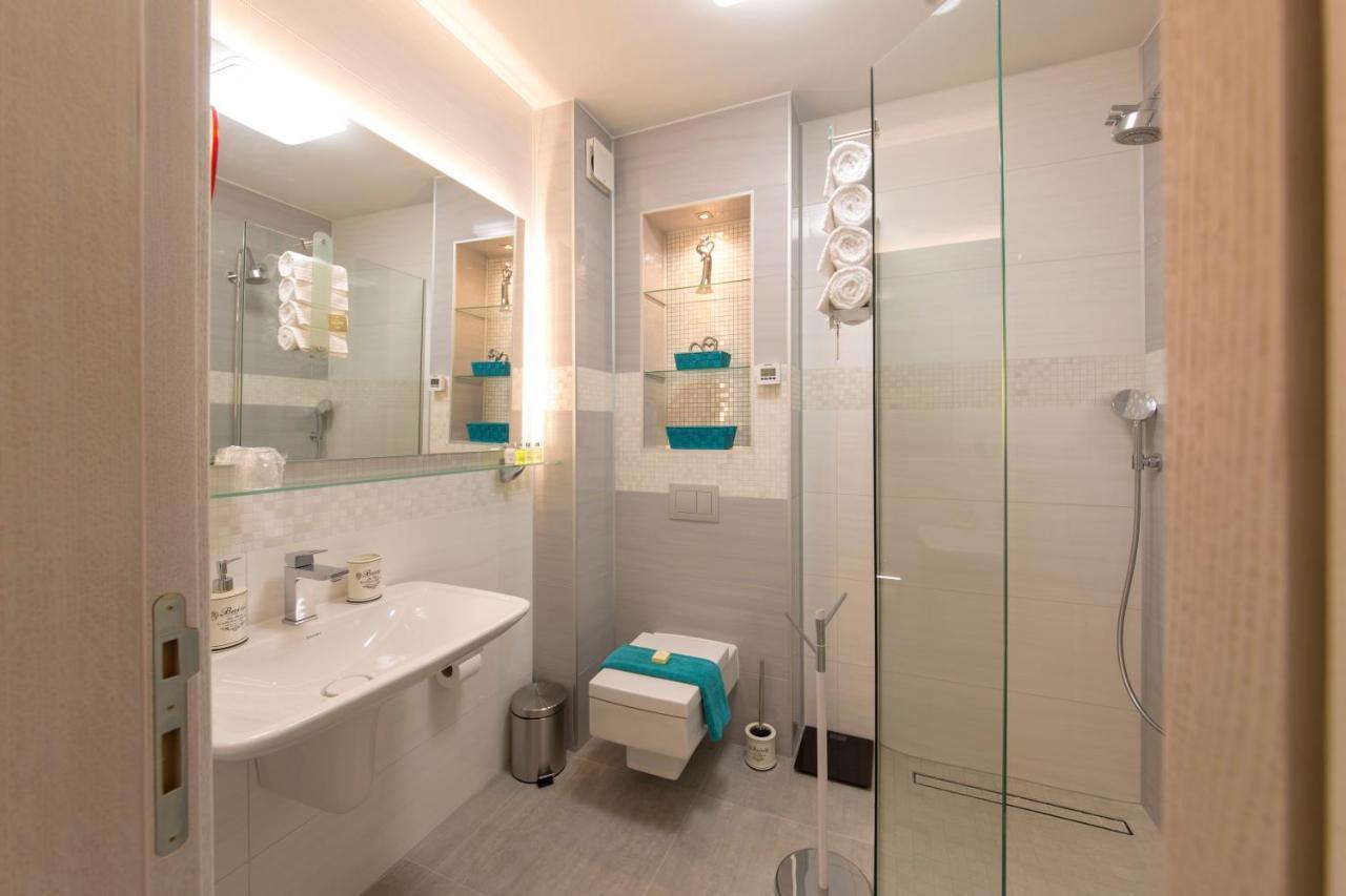 Bajova Kula Luxury Residences 科托尔 外观 照片